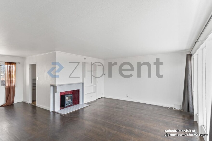 Building Photo - 1257 77th Ave