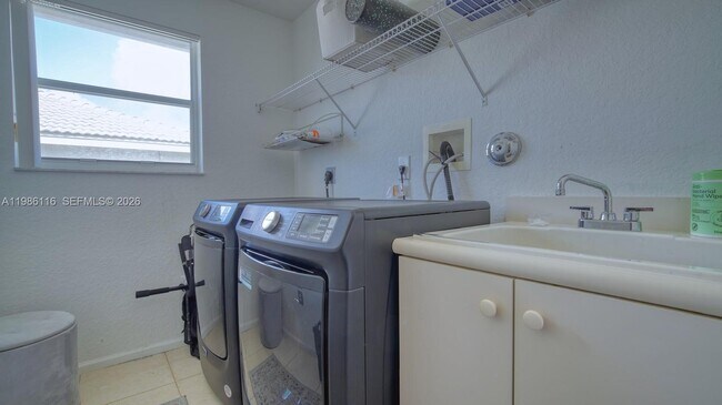 Building Photo - 16388 SW 28th St