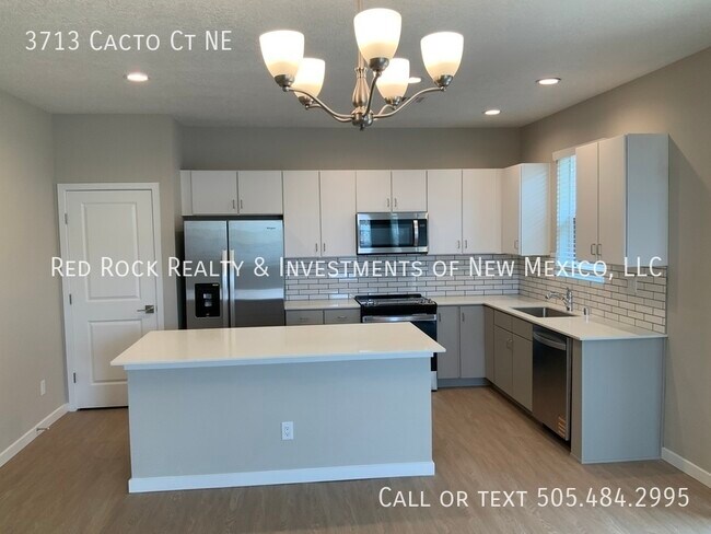 Building Photo - 3713 Cacto Ct
