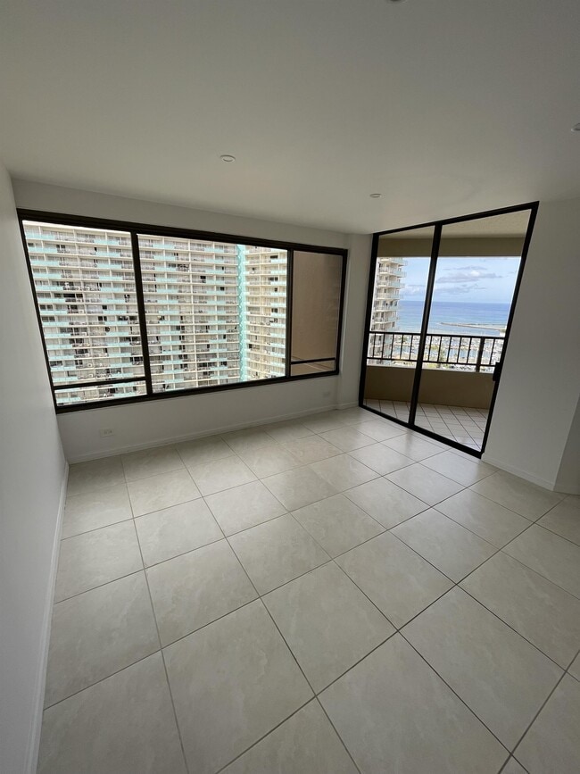 Building Photo - 1778 Ala Moana Blvd
