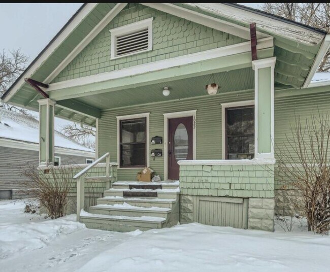 Building Photo - 1022 14th St
