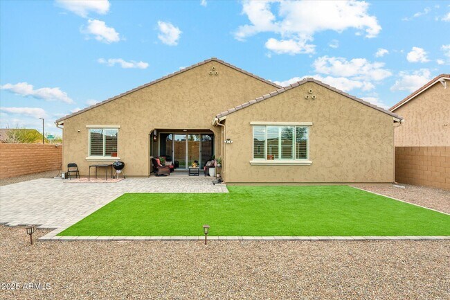 Building Photo - 18438 W Brookwood Dr