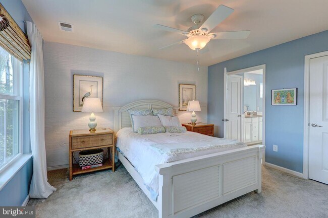 Building Photo - 33543 Silver Fox Dr