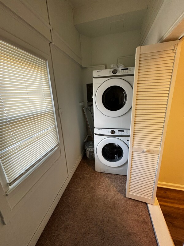 Building Photo - 667 Green St