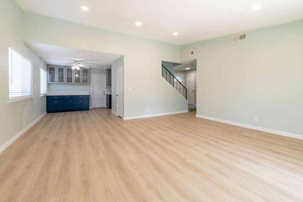 Building Photo - 16771 Glenhaven Ln