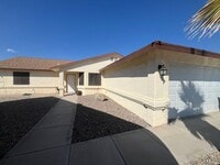 Building Photo - 3BR/3BA – Quiet Cul-de-Sac – Backs to Wash