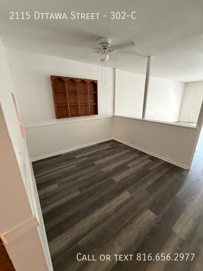 Building Photo - 2115 Ottawa St