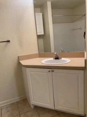 Building Photo - 415 S Villa San Marco Dr