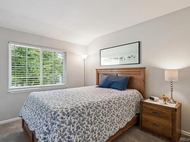 Building Photo - Charming 4BR Townhome in Thornton