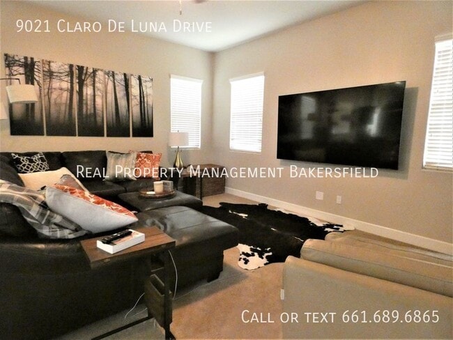 Building Photo - 9021 Claro De Luna Dr