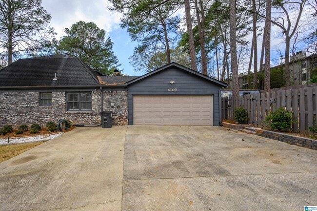 Building Photo - 2871 Wisteria Dr