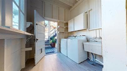 Building Photo - Beautiful 2 Bedroom 1 Bathroom with backya...