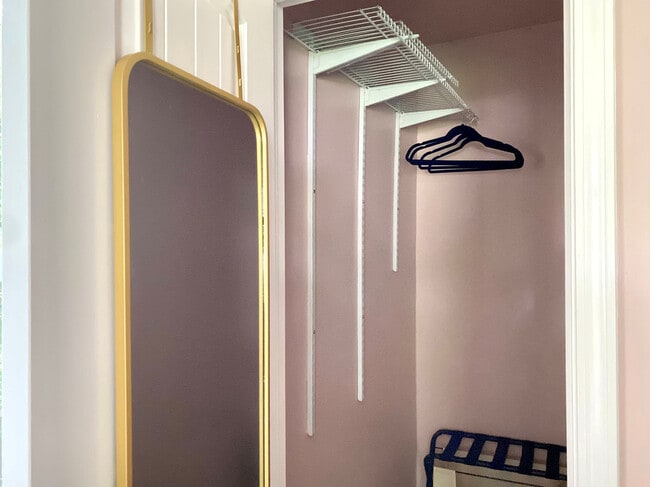 Building Photo - 4274 4th Ave S