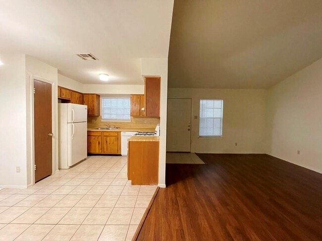 Building Photo - 4508 Dorsett Oaks Cir