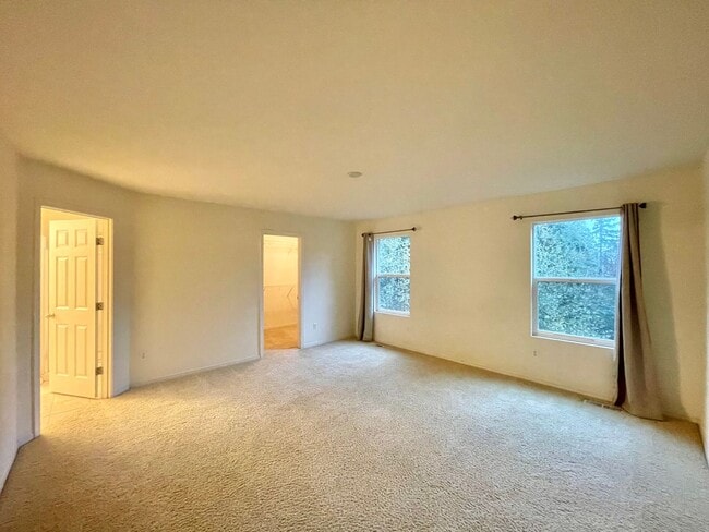 Building Photo - Great Home For Rent