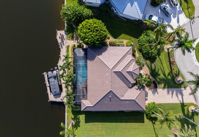 Building Photo - Seabird Villa