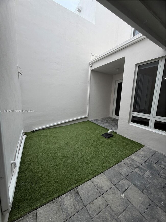 Building Photo - 6440 NW 103rd Psge
