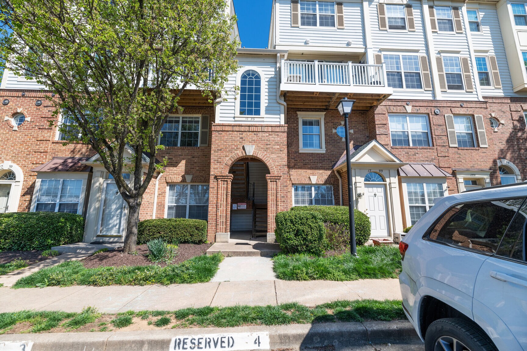 Building Photo - 1735 Braddock Pl