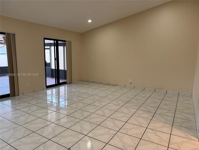 Building Photo - 17321 NW 63rd Ave