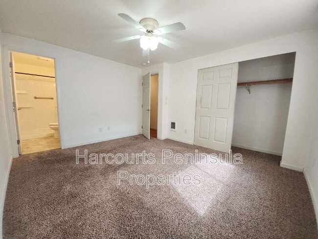 Building Photo - 7281 E Ramblewood St