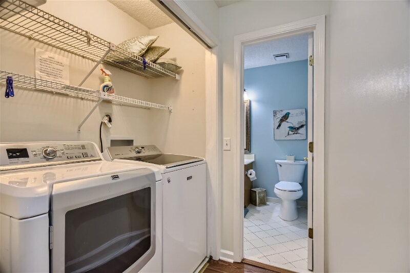 Building Photo - 117 Southampton Ct