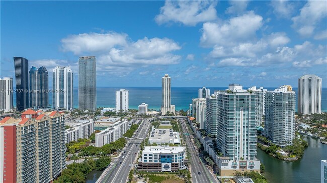 Building Photo - 300 Sunny Isles Blvd