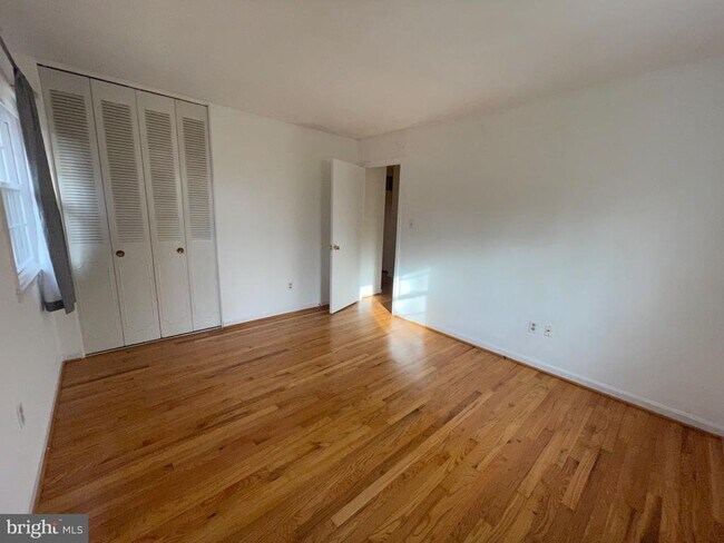 Building Photo - 2652 Falmouth Ct