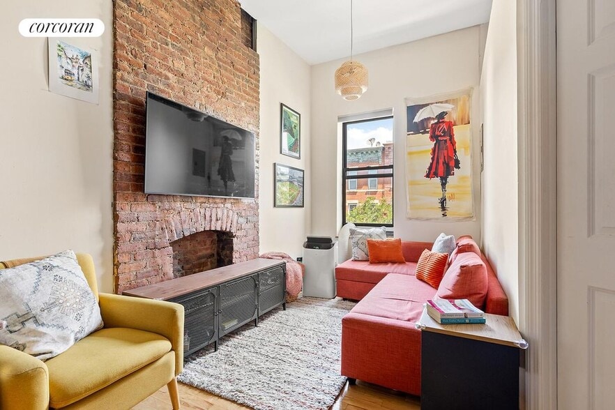 Primary Photo - 384 13th St