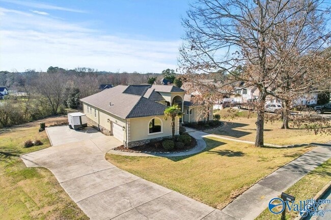 Building Photo - 5522 Cedar Mill Dr