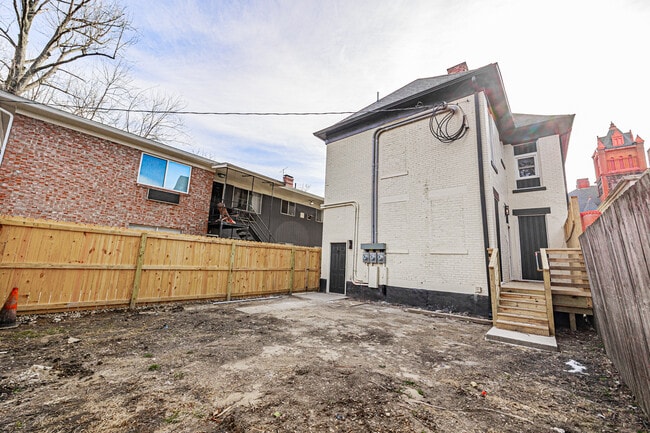 Building Photo - 1410 Fair Ave