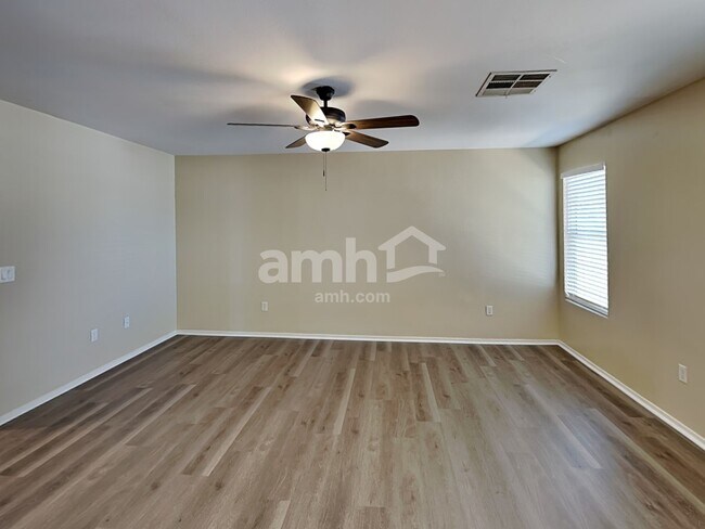 Building Photo - 6803 S 41st Ln