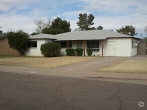 Building Photo - COMING SOON....NICE 4 BED 2 BATH CORNER LO...