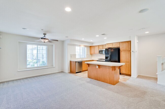 Building Photo - 3013 Goodacre Ct