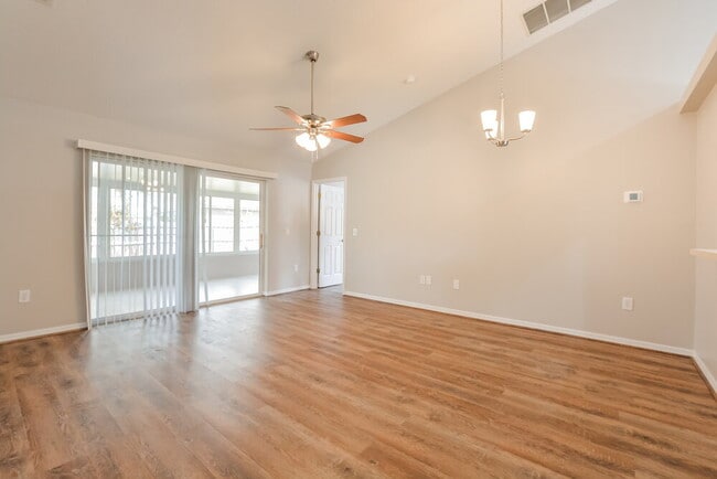 Building Photo - 11332 Moonshine Creek Cir