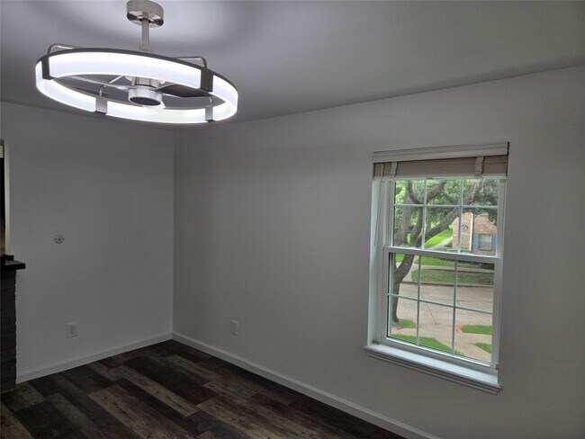 Building Photo - 839 Wax Myrtle Ln