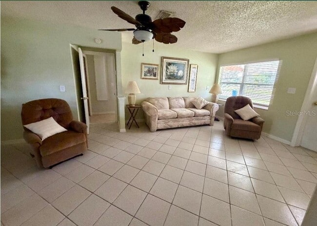 Building Photo - 3303 Minnow Creek Dr