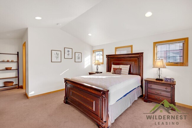 Building Photo - WINTER RENTAL-Beautiful 2 Bedroom Townhome Near Shops/Dining with Garage in Frisco, utilities inc...