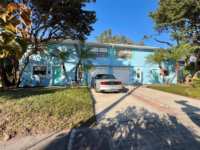 Building Photo - 2 Shine Ave