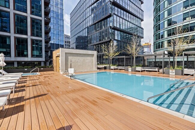 Building Photo - 133 Seaport Blvd