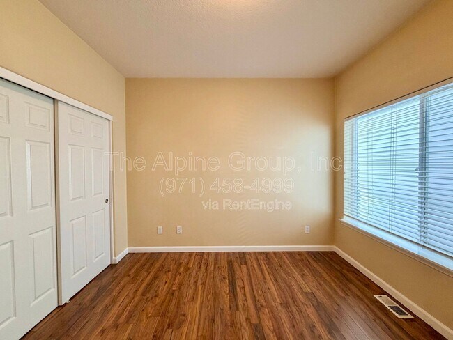 Building Photo - 13760 SW Mapleview Ln