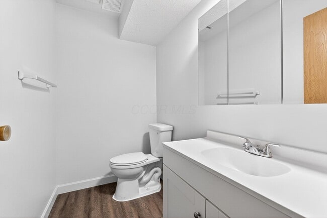 Building Photo - 6477 Brookedge Ct