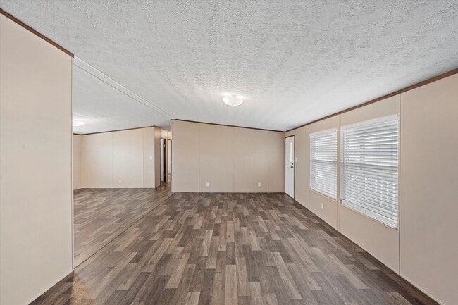 Building Photo - Spacious Country Living In Gholson