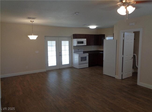 Building Photo - 5081 N Pioneer Way