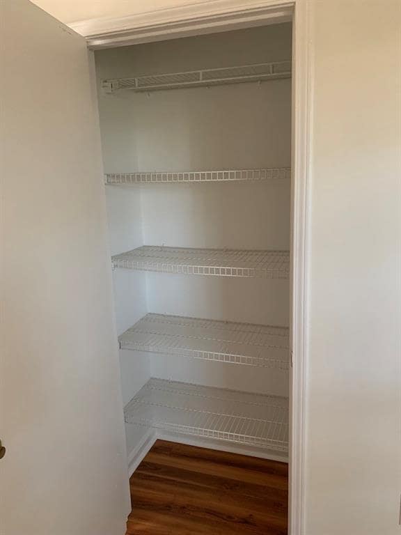 Building Photo - 2004 Parkaire Crossing