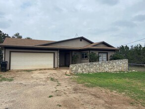 Building Photo - Newly Remodeled