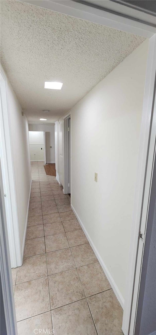 Building Photo - 22890 Hilton Head Dr
