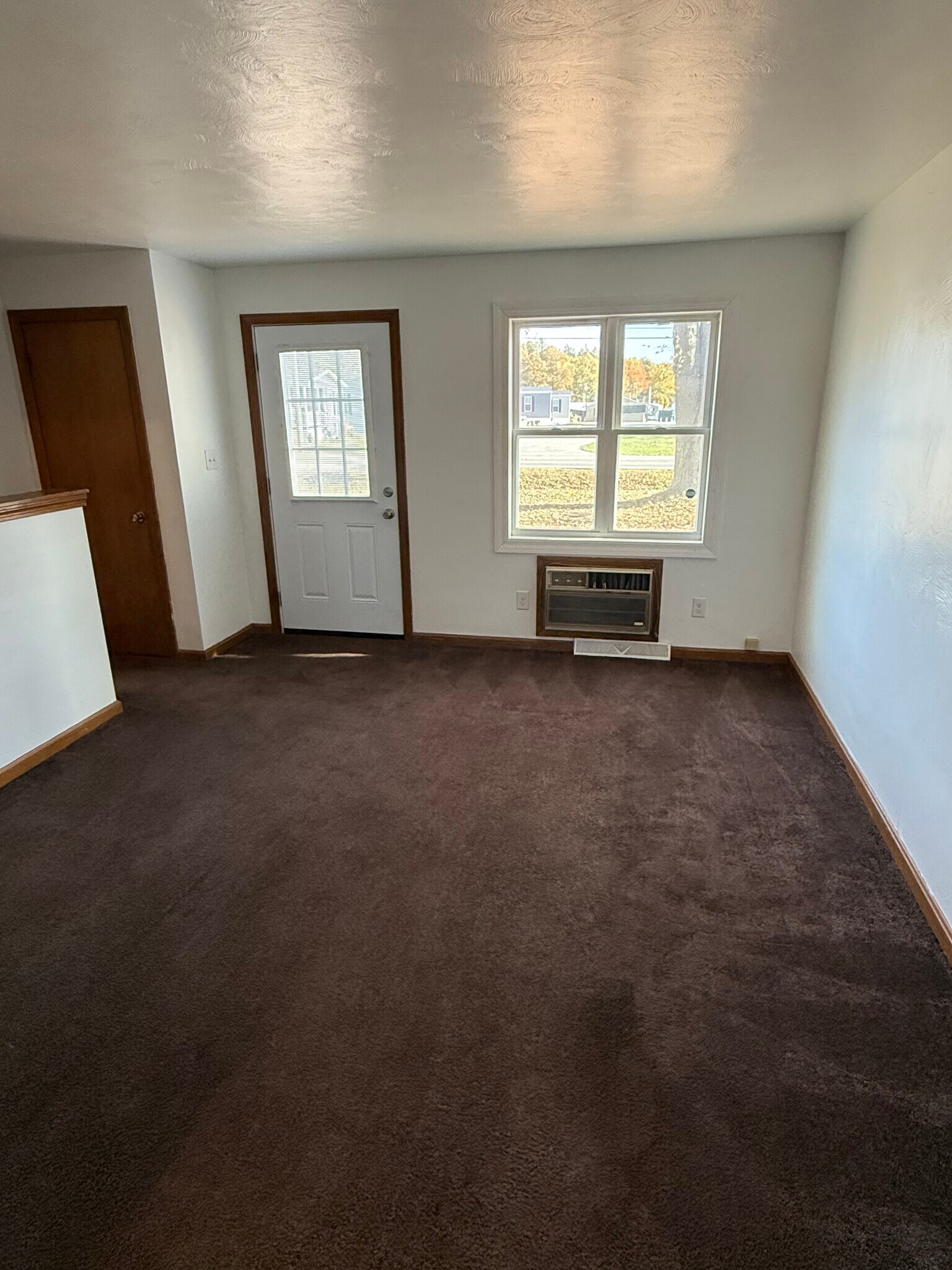 Building Photo - 9550 Struthers Rd