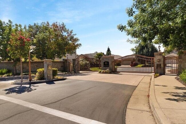 Building Photo - 1873 San Esteban Cir