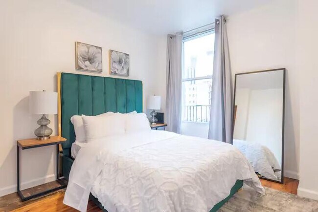 Building Photo - 451 9th Ave