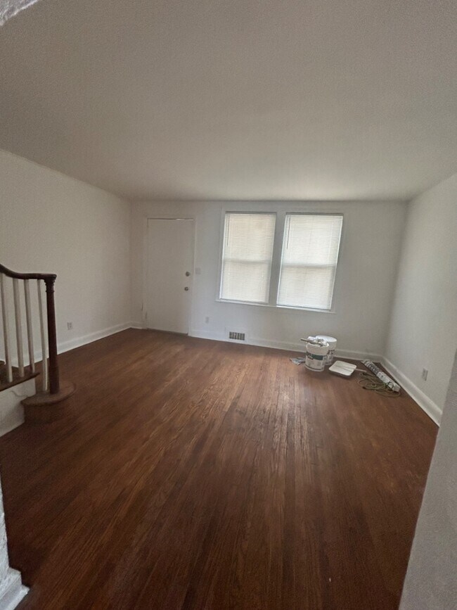 Building Photo - 66 Allison St NE